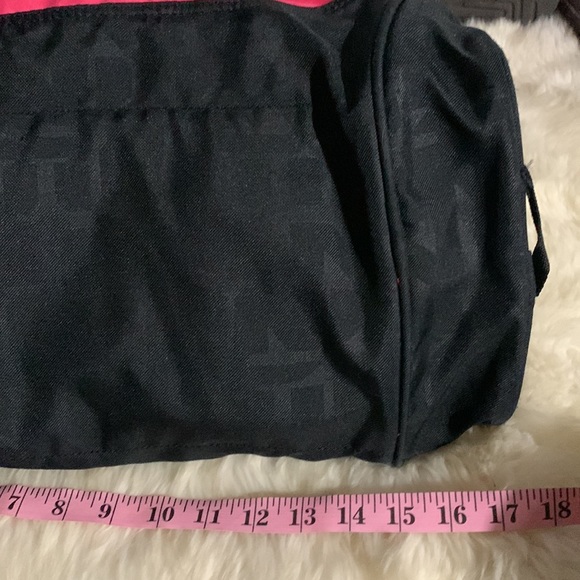 Nike pink small duffel bag - Picture 8 of 9